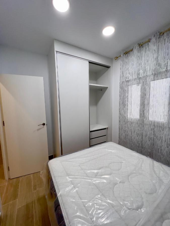 Rockside Residences Suites La Linea La Línea de la Concepción Exteriör bild
