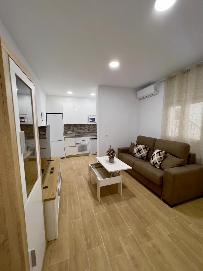 Rockside Residences Suites La Linea La Línea de la Concepción Exteriör bild